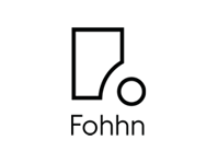 Minimalistisches schwarz-weißes Logo mit geometrischem Design: ein Rechteck mit einem gebogenen Ausschnitt neben einem massiven Kreis. Darunter steht das Wort Fohhn in einer klaren, serifenlosen Schrift.
